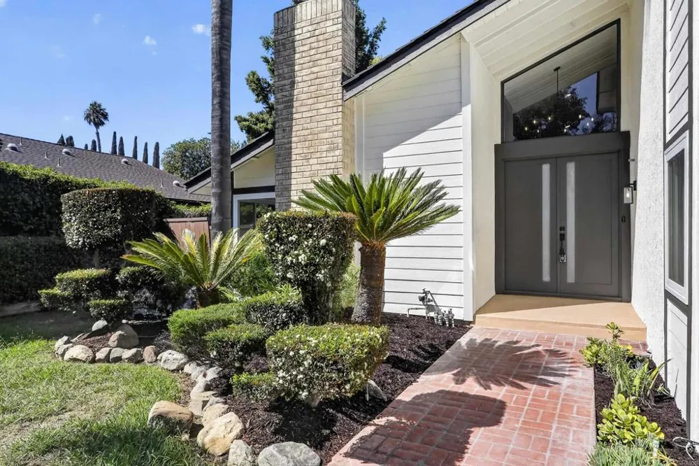 1207 Branding Iron Circle Vista, CA 92081