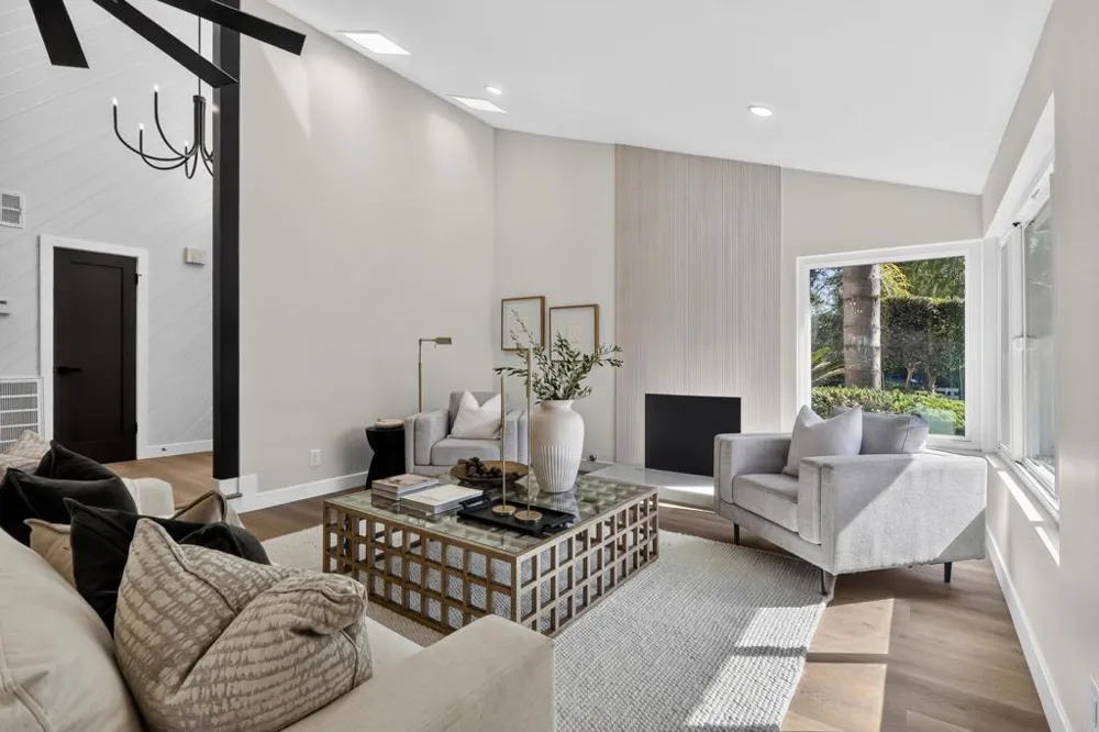 1207 Branding Iron Circle Vista, CA 92081