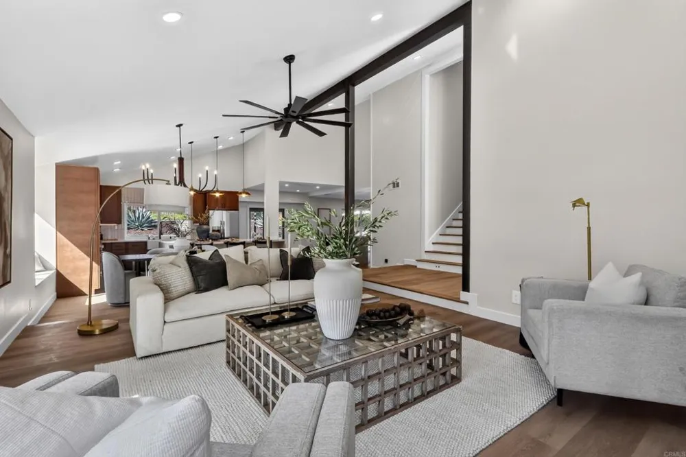 1207 Branding Iron Circle Vista, CA 92081