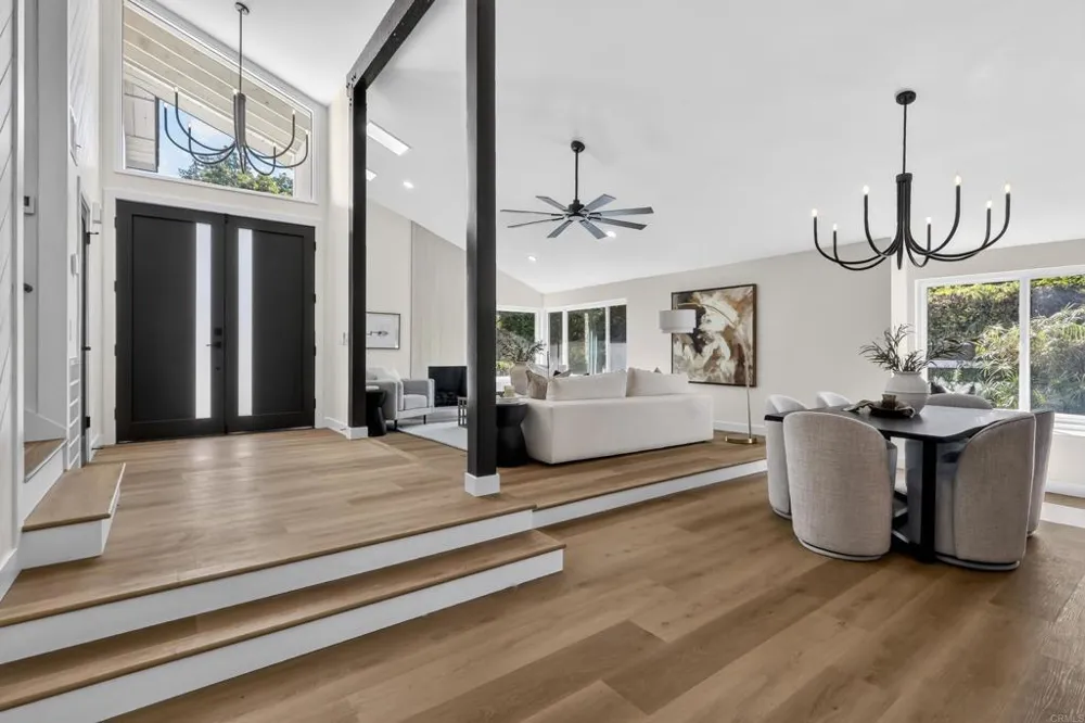 1207 Branding Iron Circle Vista, CA 92081