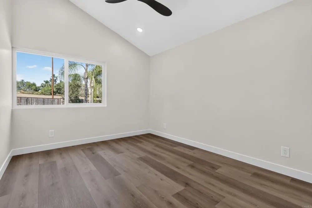 1207 Branding Iron Circle Vista, CA 92081