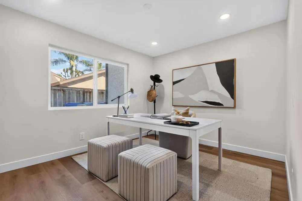 1207 Branding Iron Circle Vista, CA 92081