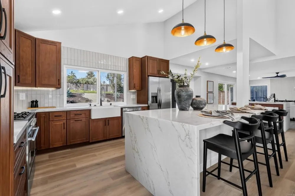 1207 Branding Iron Circle Vista, CA 92081