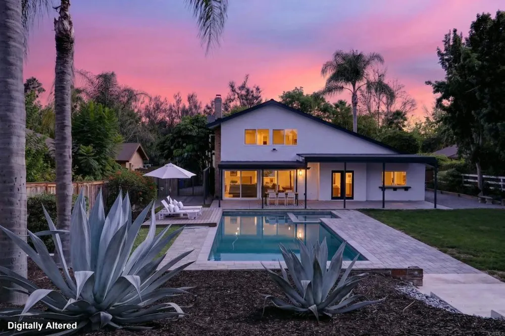 1207 Branding Iron Circle Vista, CA 92081