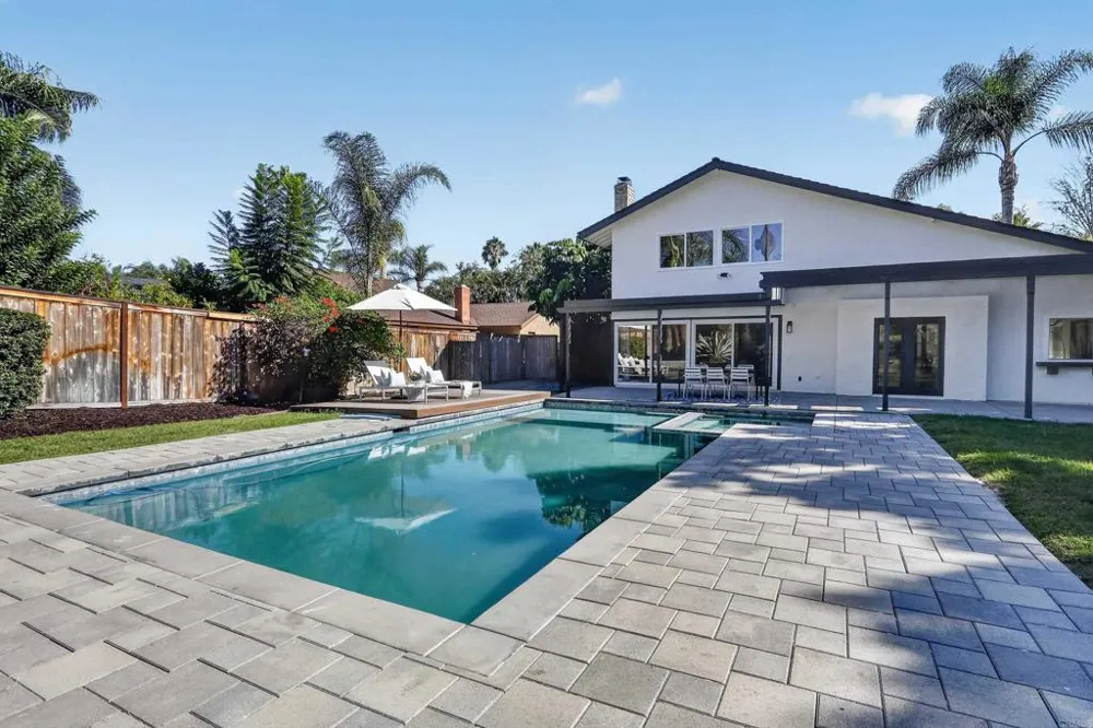 1207 Branding Iron Circle Vista, CA 92081