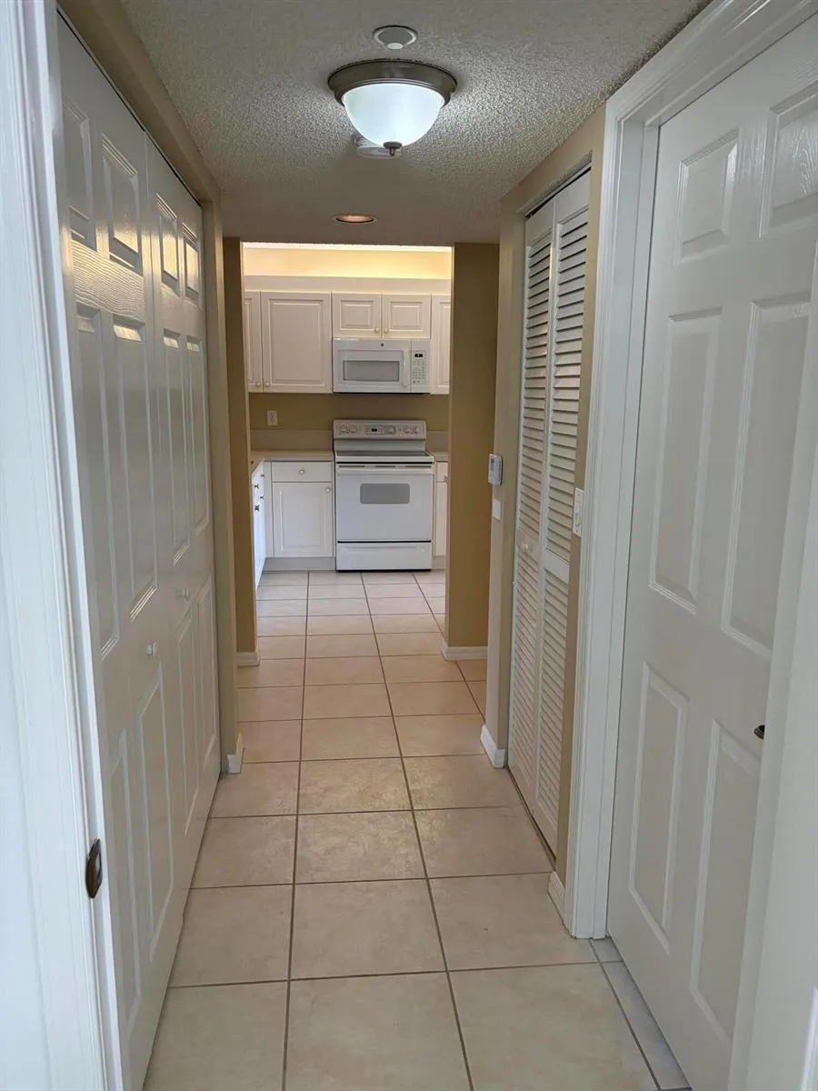 7763 Southampton Terrace #Unit 104 Tamarac, FL 33321