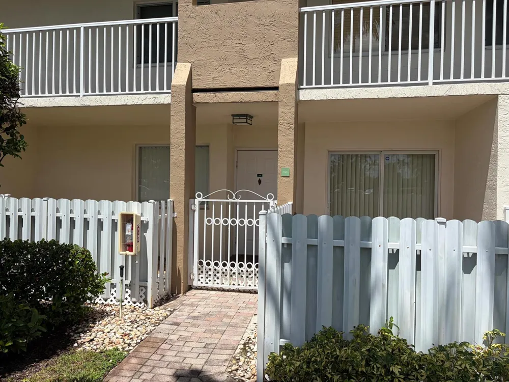 7763 Southampton Terrace #Unit 104 Tamarac, FL 33321