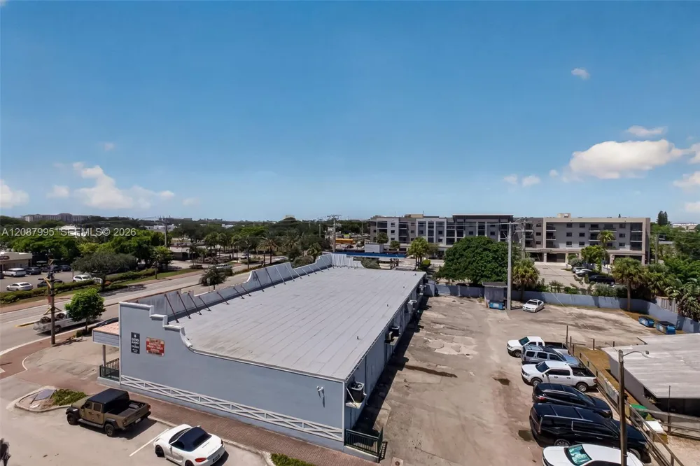 4100 SW 64th Ave #408 Davie, FL 33314