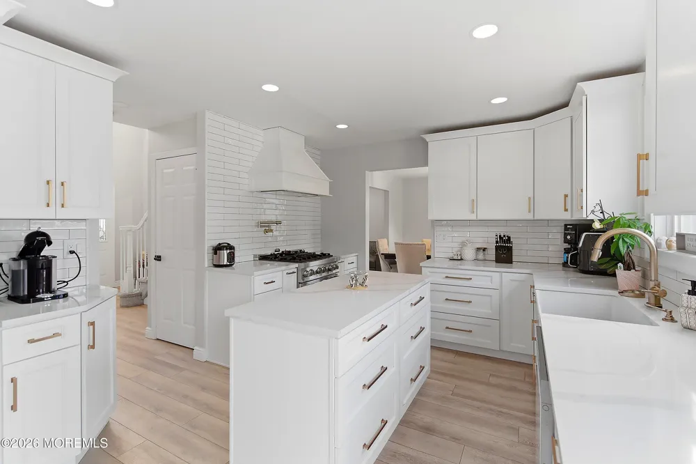 374 Mounts Mills Road E Monroe, NJ 08831