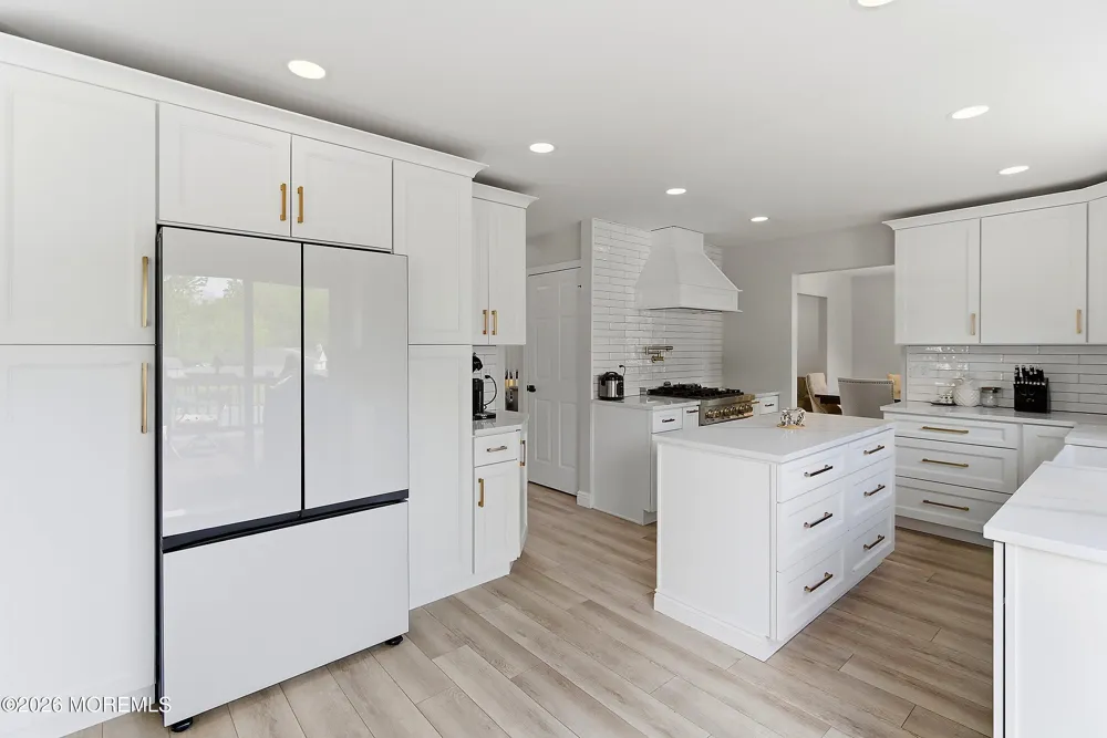 374 Mounts Mills Road E Monroe, NJ 08831