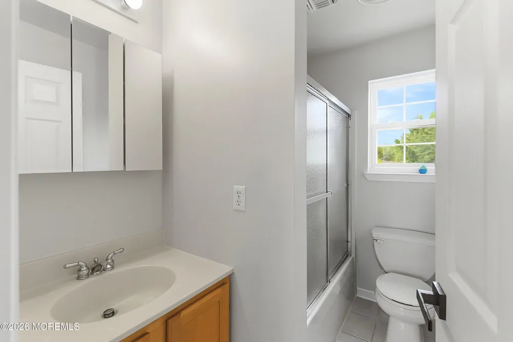374 Mounts Mills Road E Monroe, NJ 08831