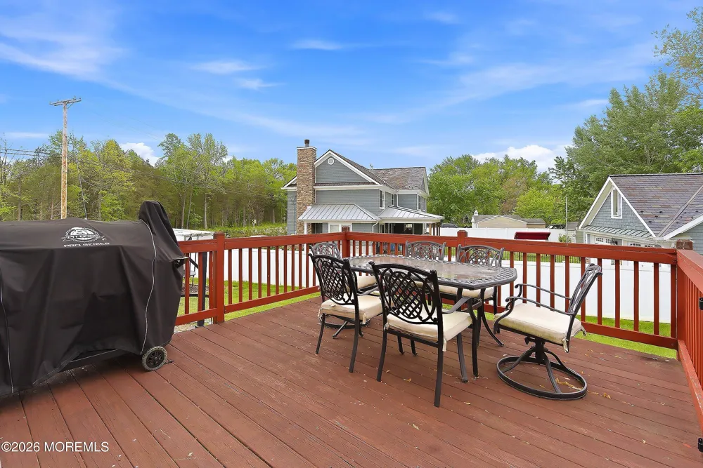 374 Mounts Mills Road E Monroe, NJ 08831