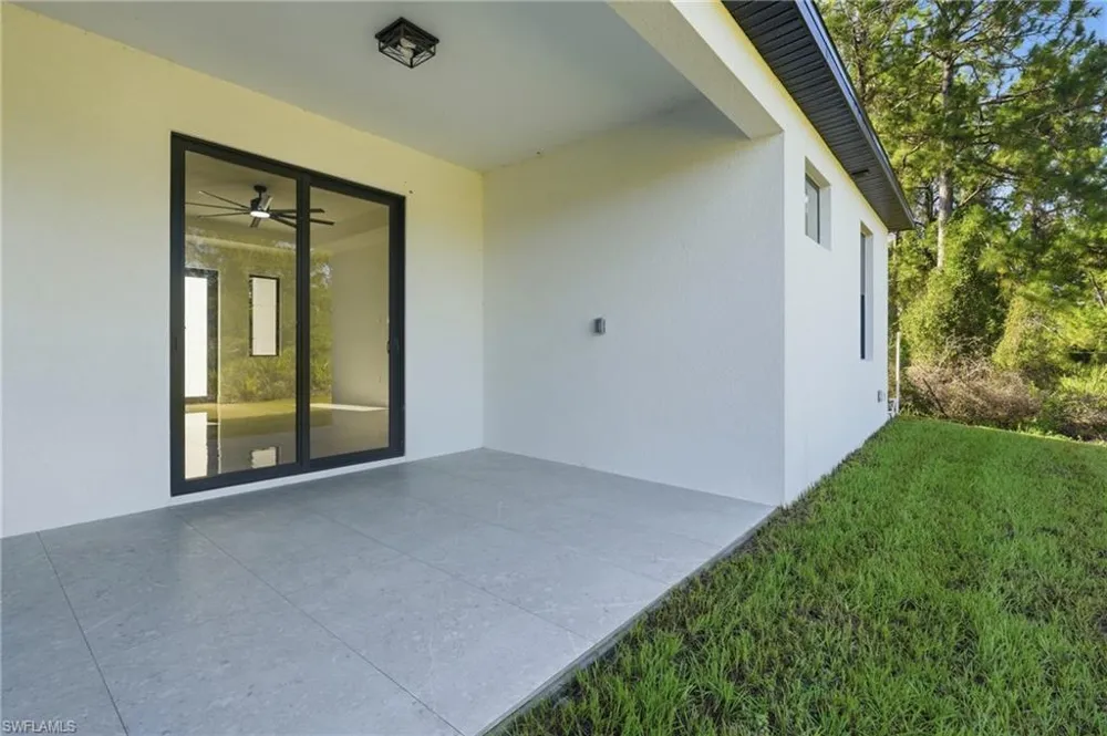 1134 Holmes Avenue S Lehigh Acres, FL 33974