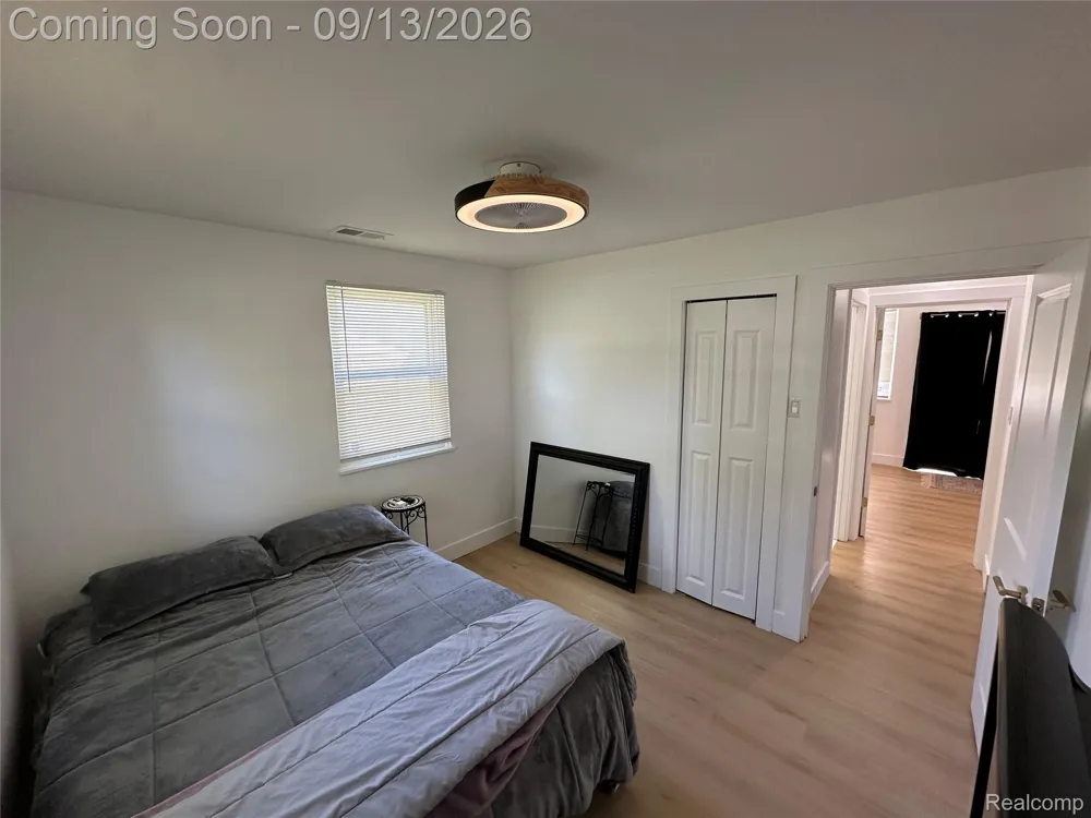 47978 Jefferson Avenue Chesterfield Township, MI 48047