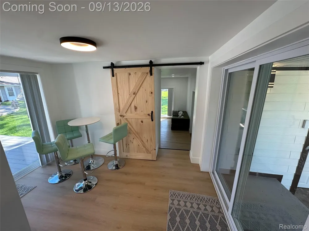 47978 Jefferson Avenue Chesterfield Township, MI 48047