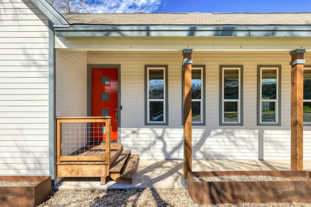 1704 Webberville Road Austin, TX 78721