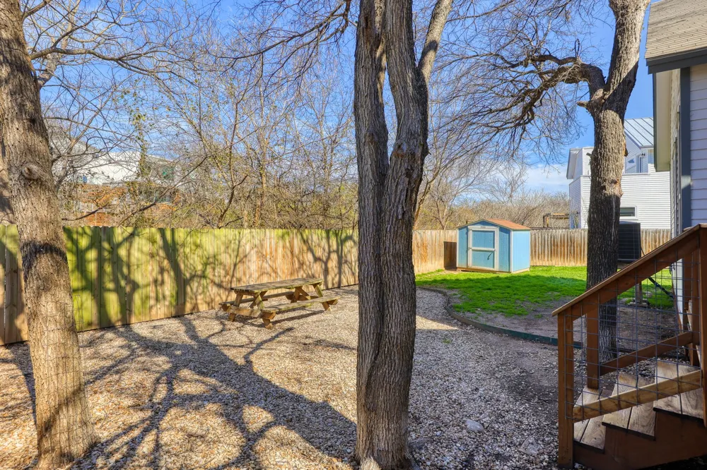 1704 Webberville Road Austin, TX 78721