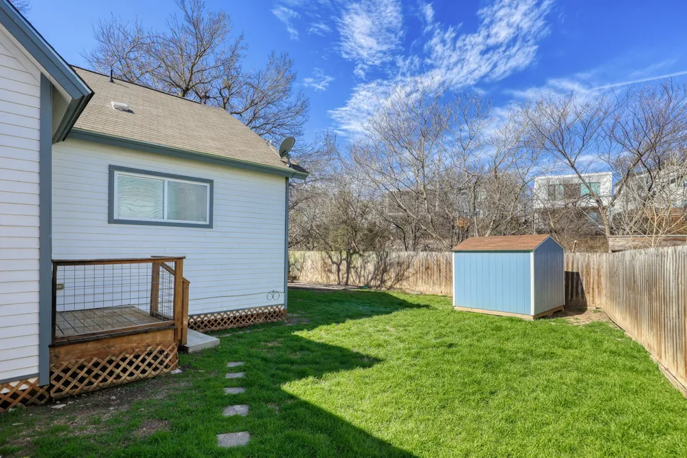 1704 Webberville Road Austin, TX 78721