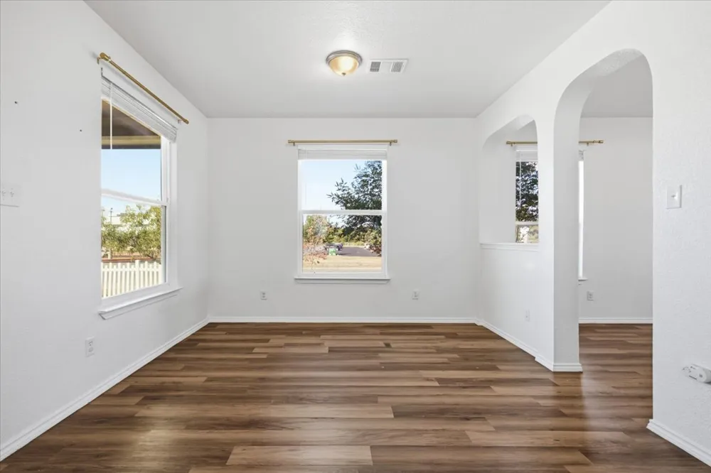 1721 Thompson Trail Round Rock, TX 78664