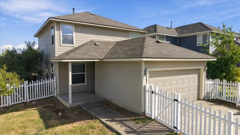 1721 Thompson Trail Round Rock, TX 78664