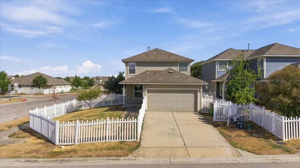 1721 Thompson Trail Round Rock, TX 78664