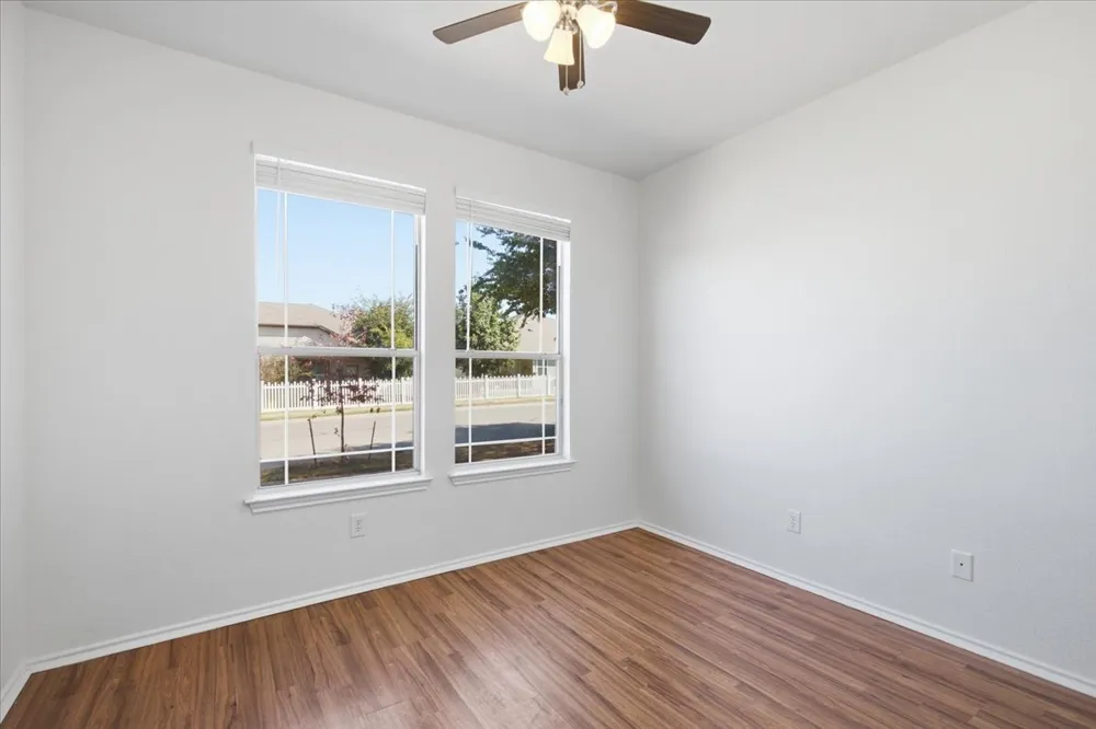 1721 Thompson Trail Round Rock, TX 78664