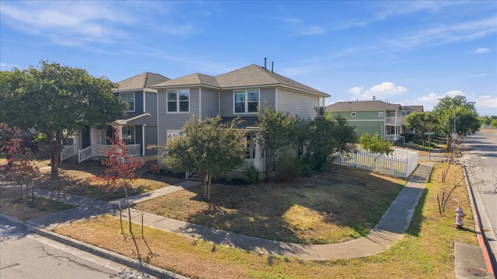 1721 Thompson Trail Round Rock, TX 78664