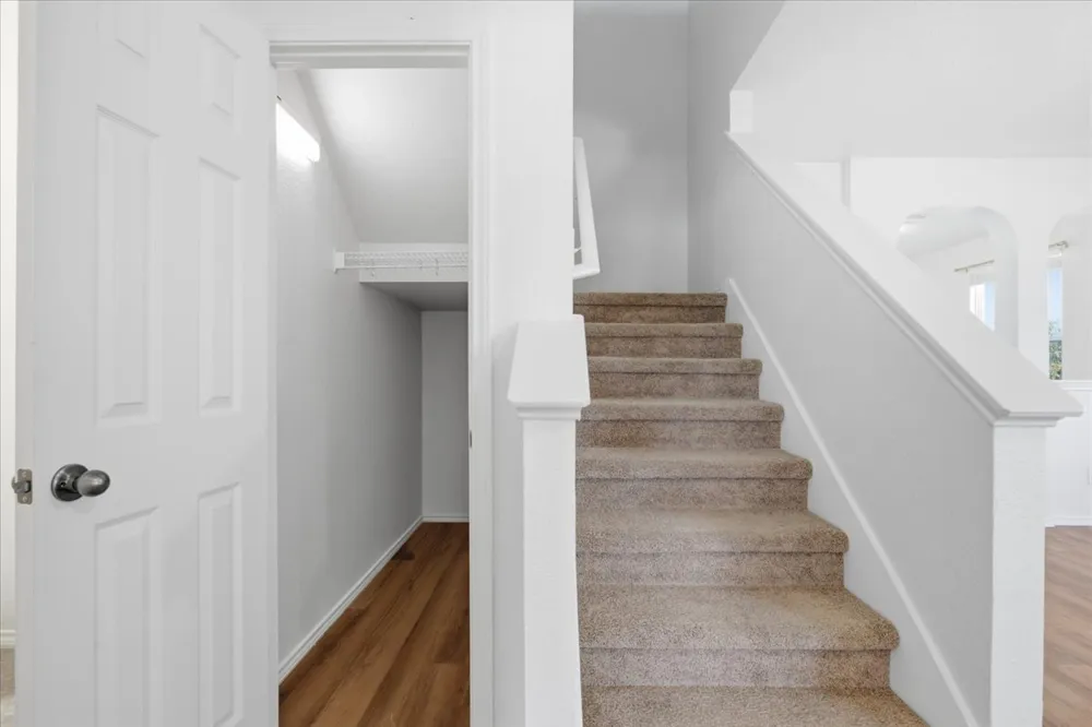 1721 Thompson Trail Round Rock, TX 78664