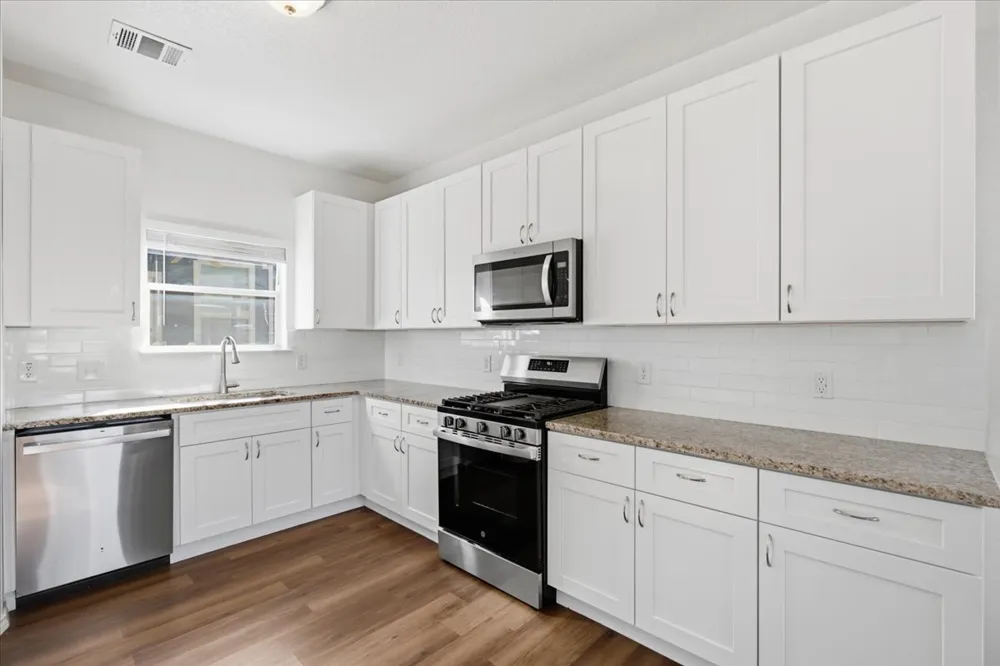1721 Thompson Trail Round Rock, TX 78664