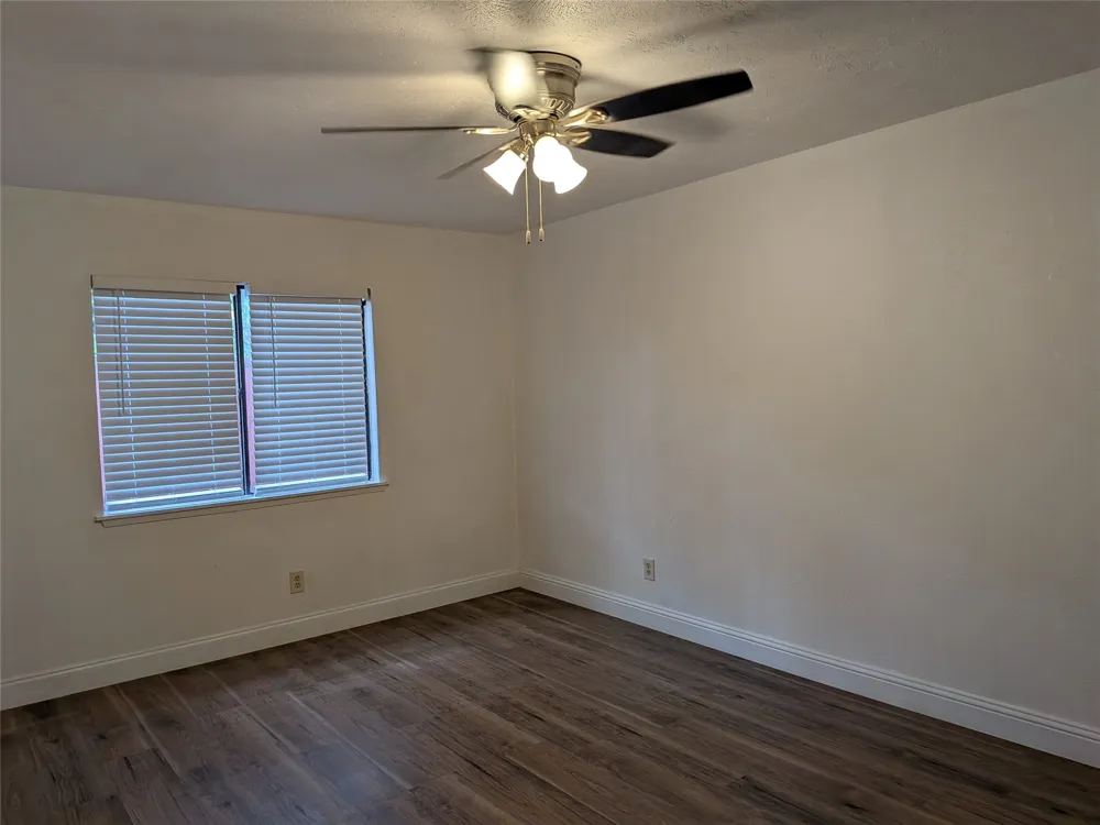 9015 High Plain Lane Dallas, TX 75249