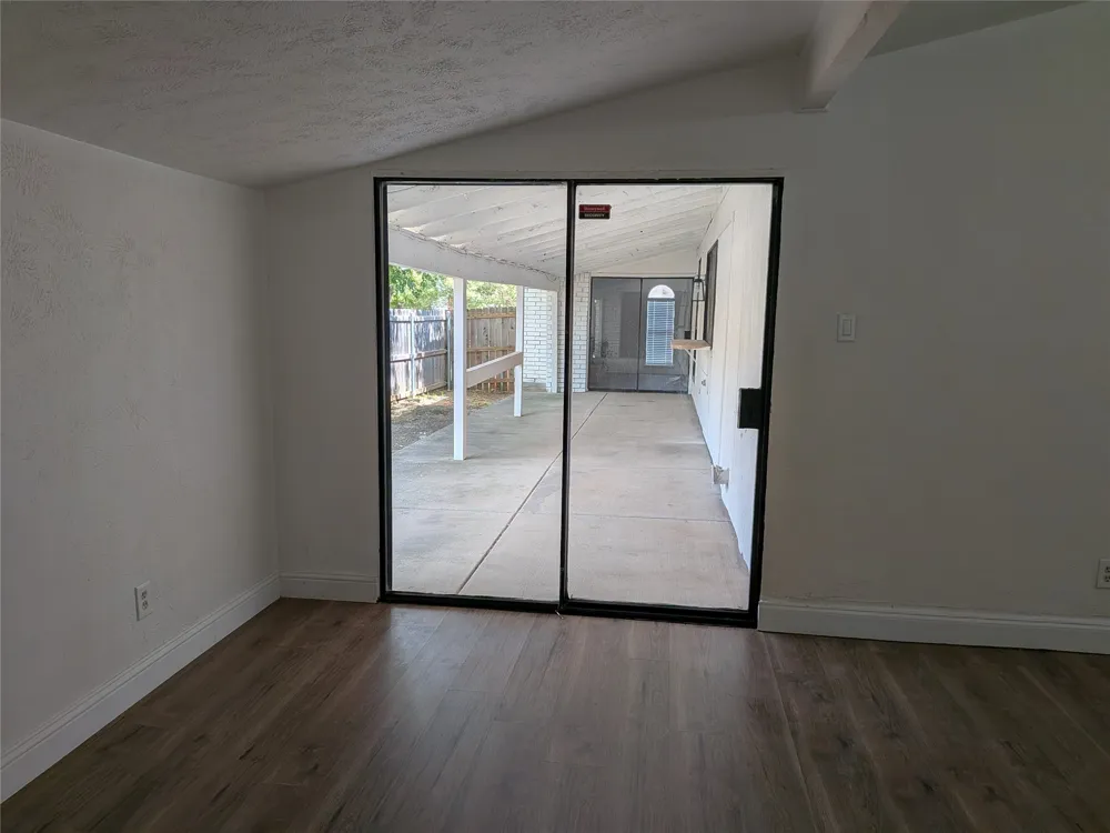 9015 High Plain Lane Dallas, TX 75249