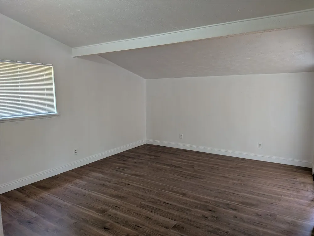 9015 High Plain Lane Dallas, TX 75249