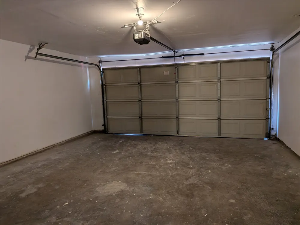 9015 High Plain Lane Dallas, TX 75249