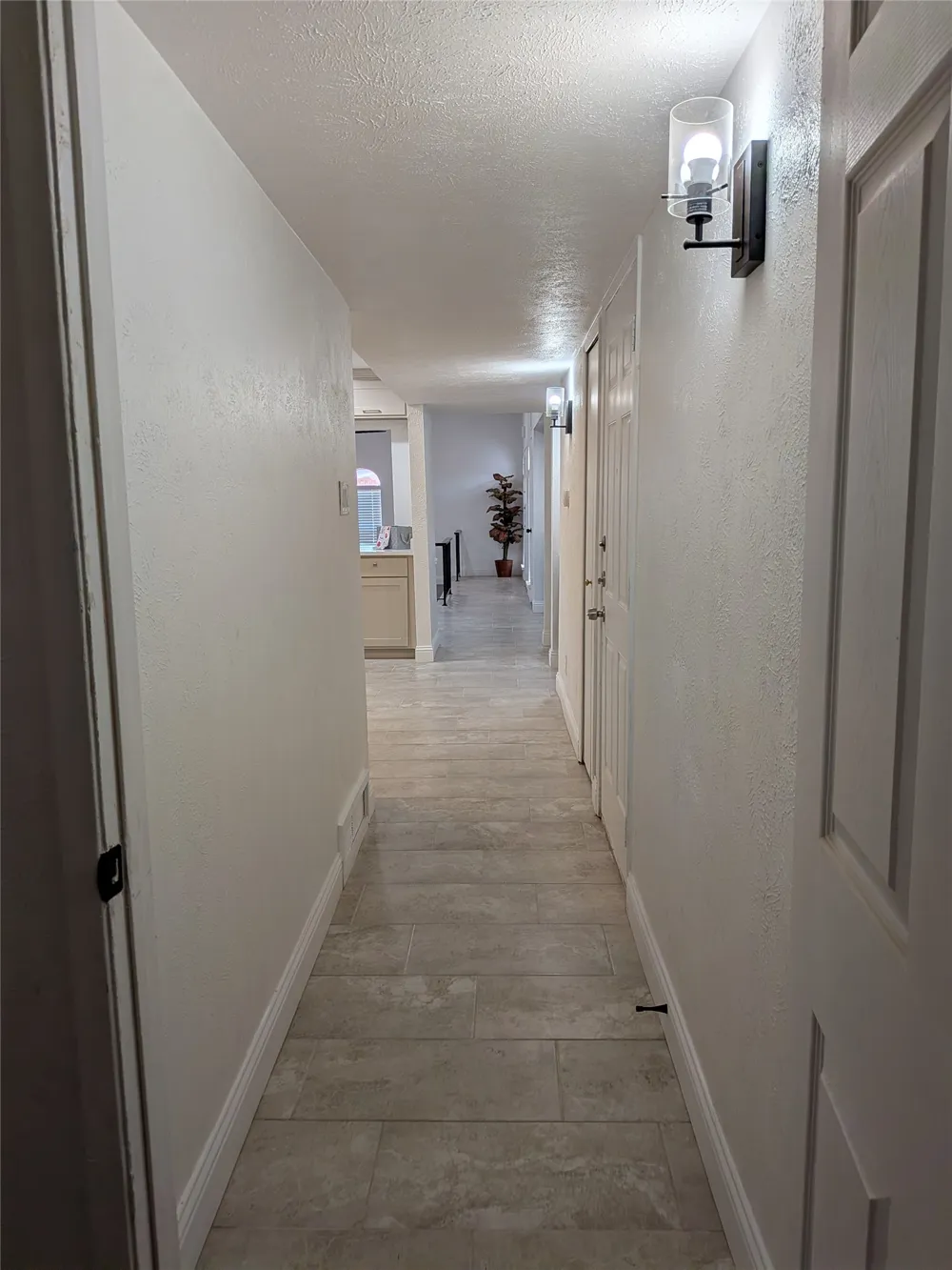 9015 High Plain Lane Dallas, TX 75249