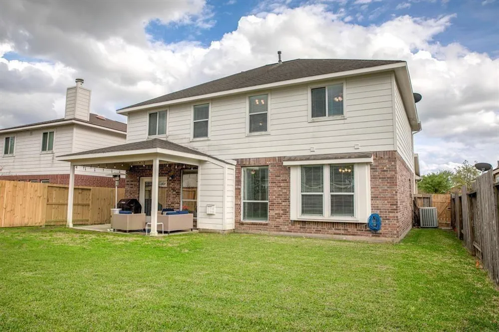 9422 Edgeloch Drive Spring, TX 77379