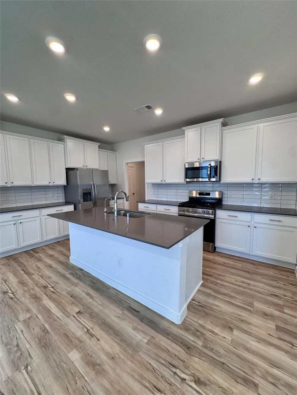 31106 Aumbrey Ivy Court Hockley, TX 77447