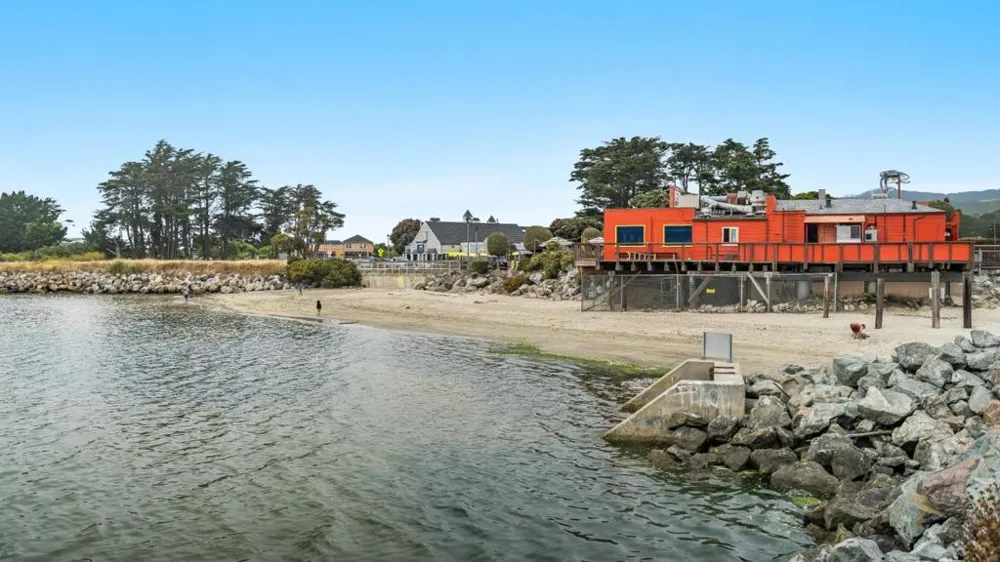 540 El Granada Boulevard Half Moon Bay, CA 94019