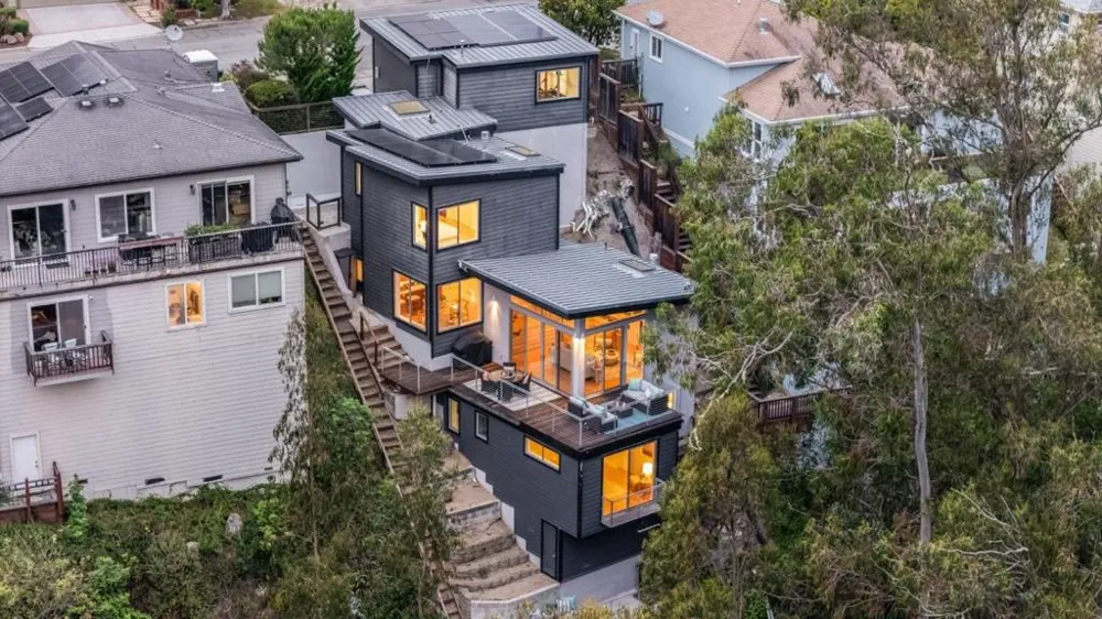 540 El Granada Boulevard Half Moon Bay, CA 94019