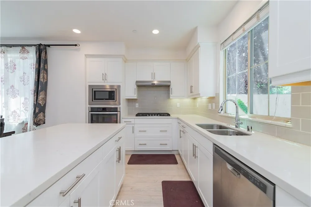 309 Carmine Irvine, CA 92618