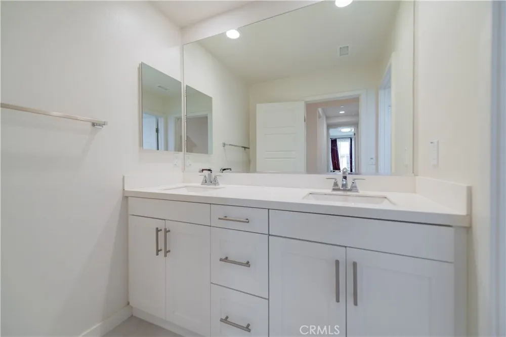 309 Carmine Irvine, CA 92618