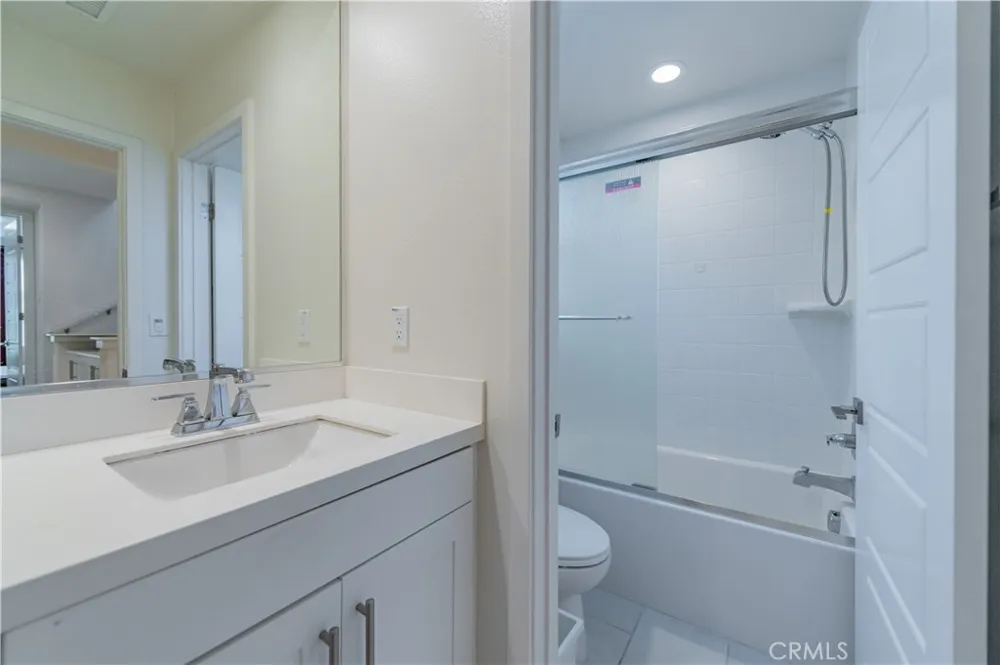 309 Carmine Irvine, CA 92618