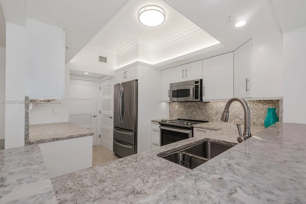3020 NE 32nd Ave #1401 Fort Lauderdale, FL 33308