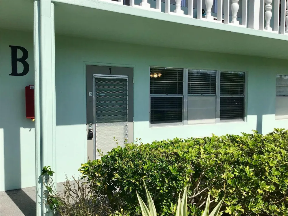 7 OAKRIDGE B #7 Deerfield Beach, FL 33442