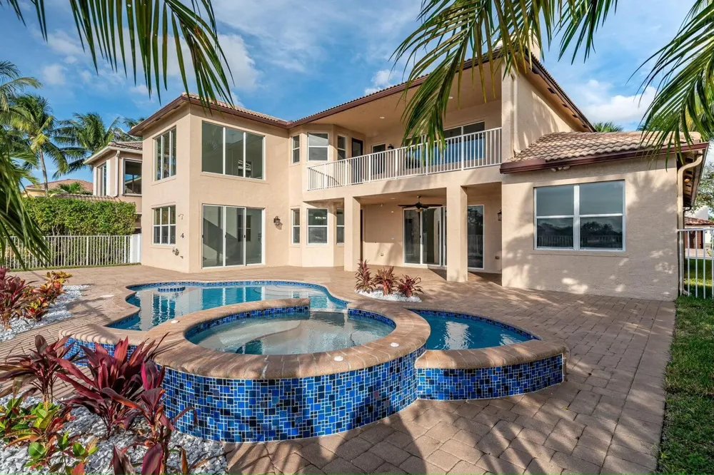9734 VIA AMATI Lake Worth, FL 33467