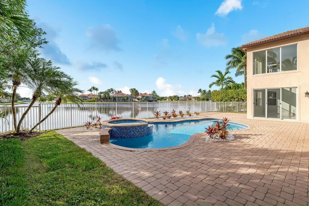 9734 VIA AMATI Lake Worth, FL 33467