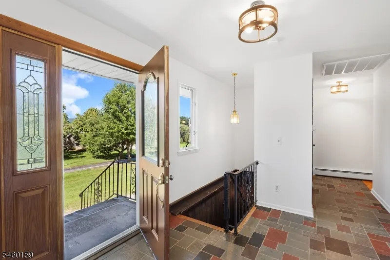 19 Dalrymple Rd Frankford, NJ 07826