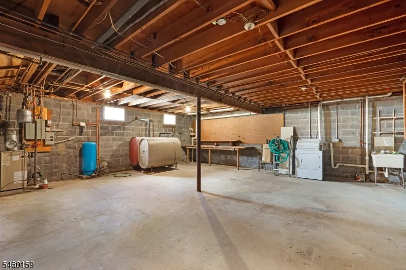 19 Dalrymple Rd Frankford, NJ 07826