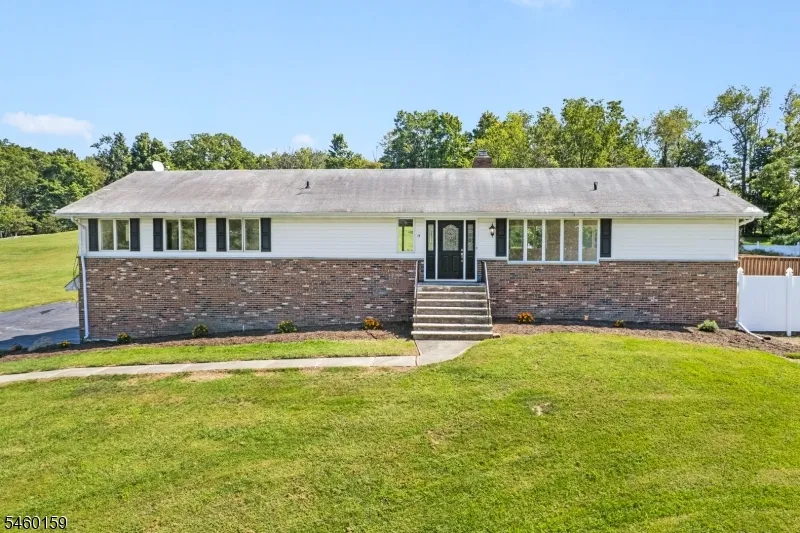 19 Dalrymple Rd Frankford, NJ 07826