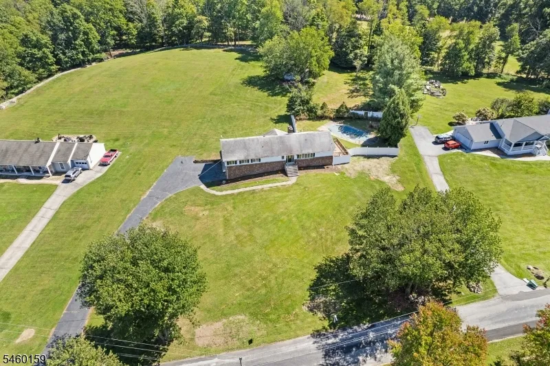 19 Dalrymple Rd Frankford, NJ 07826
