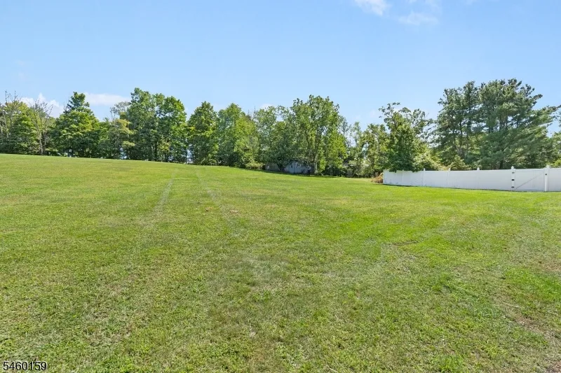 19 Dalrymple Rd Frankford, NJ 07826
